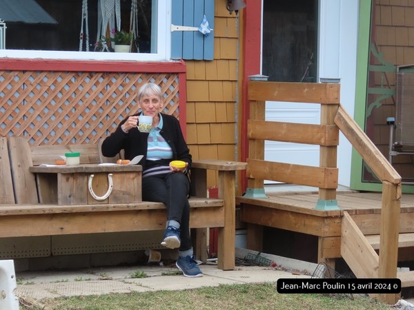 Bonjour avec mon café ...